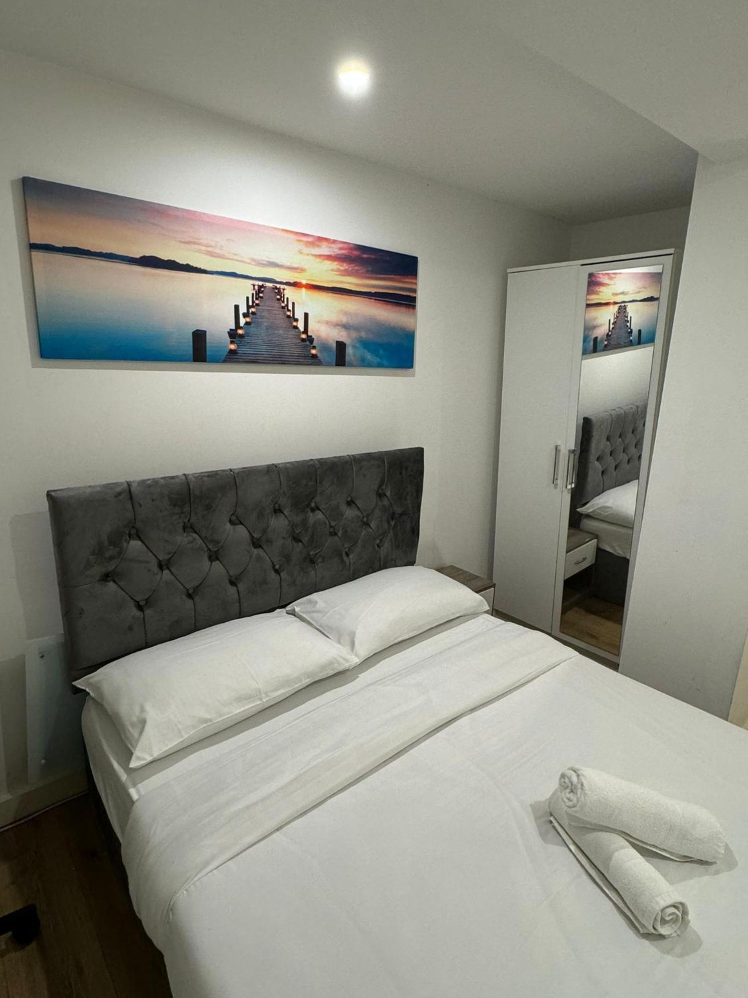 Cozy Two Bedroom Apartment Sleeps 6 Near Camden Market Hw10 Londres Exterior foto